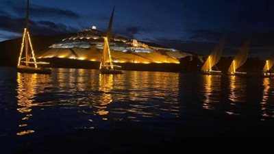 المراكب المضاءة تخطف الأنظار لساحرة الجنوب خلال عيد الفطر .. صور