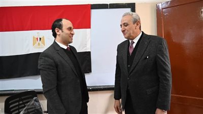  محافظ الغربية يتابع ميدانيا لجان جولة الإعادة بقرى طنطا.. وإقبال لكبار السن