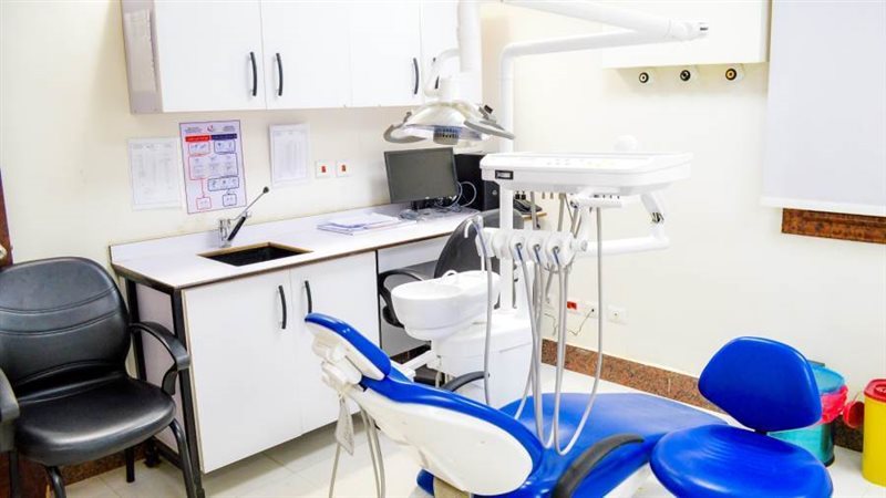 داخل مركز الأسنان