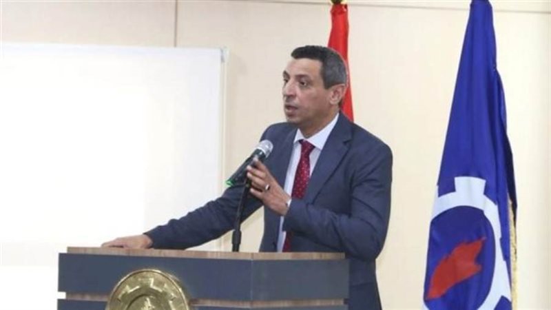 محافظ السويس طارق