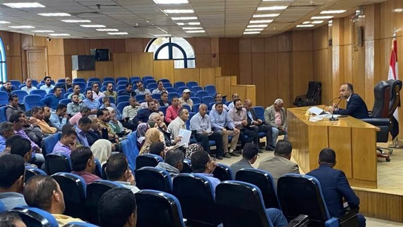 لجنة لمراجعة تراخيص