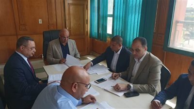 محافظ القليوبية يبحث انتظار المركبات لتقديم خدمات أفضل 