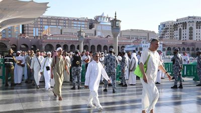 جهود إرشادية وتنظيمية تواكب دخول المصلين إلى 