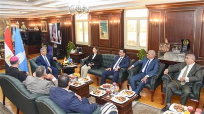 محافظ الإسكندرية يستقبل المهنئين بعيد الأضحى المبارك بديوان عام المحافظة