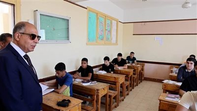 محافظ المنيا يؤكد استعدادات متكاملة لضمان سير الامتحانات في مناخ منضبط وآمن ويحرص على تحفيز الطلاب