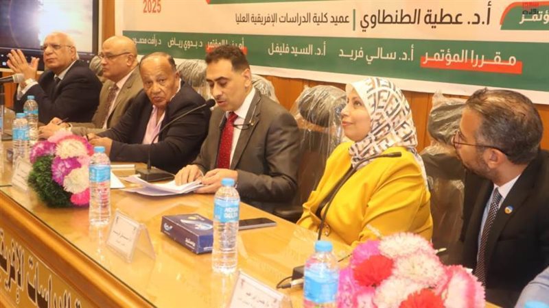 جانب من المناقشة