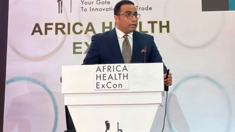 الدكتور أحمد أشرف