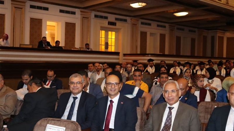 رئيس جامعة أسيوط