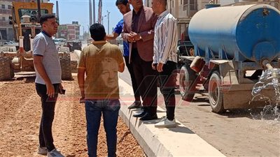 بدء العمل على رفع المناسيب وسحب عينات بشارع الجيش بدسوق