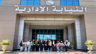 النيابة الإدارية تكرم طالبات جامعة عين شمس لتنفيذ مشروع عن الحضارة المصرية