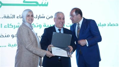 وزير المالية يكرم عددًا من الممولين المتميزين والداعمين للمسار الضريبى المحفز «ثقة.. شراكة.. يقين».. صور