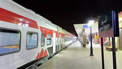 السماح لطلبة اشتراكات الدرجة الثالثة المكيفة بركوب القطارات دون حجز من الغد