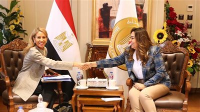 التنمية المحلية تبحث مع «اليونسكو» تسويق منتجات المحافظات من الحرف التراثية واليدوية