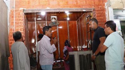 محافظ أسوان: غلق وتشميع 169 محلا وكافيه مخالفة للتراخيص