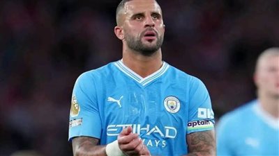 ووكر يودّع السيتي ويقترب من بيرنلي بعقد حتى 2027