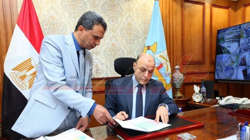 محافظ كفر الشيخ والدكتور