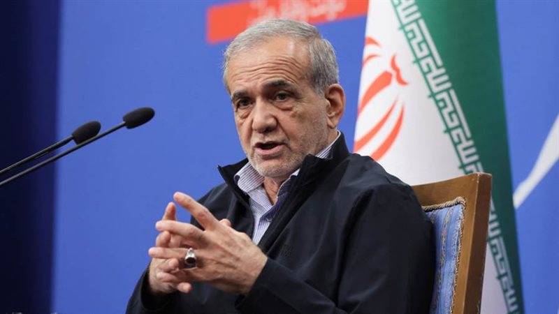 الرئيس الإيراني مسعود