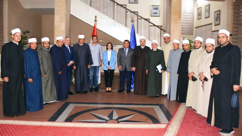 محافظ البحيرة ووفد