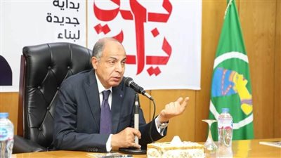 محافظ المنيا: منظومة التأمين الصحي الشامل تستلزم مضاعفة الجهد في القطاع الطبي
