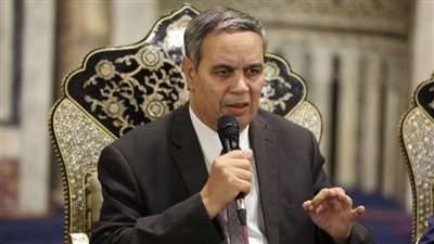 د. عبد المنعم فؤاد: بنداء 