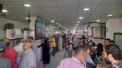 عبدالمعطي يتابع توافد المواطنين على المركز التكنولوجي بعاصمة كفر الشيخ