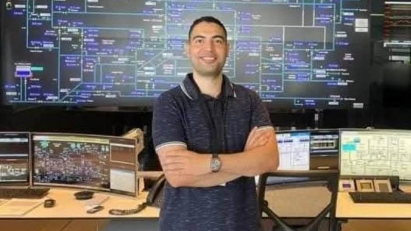 الدكتور حسن طلبة