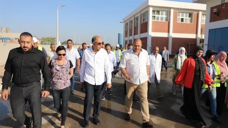 محافظ المنيا يتفقد