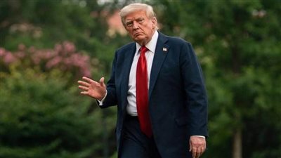 استطلاع أمريكي: انخفاض شعبية ترامب إلى أدنى مستوياتها بين الناخبين البيض