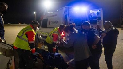 13 طفلا جريحا ومريضا من غزة يصلون المستشفيات الإسبانية للعلاج