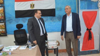بالصور.. محافظ الغربية يتفقد لجان انتخابات 