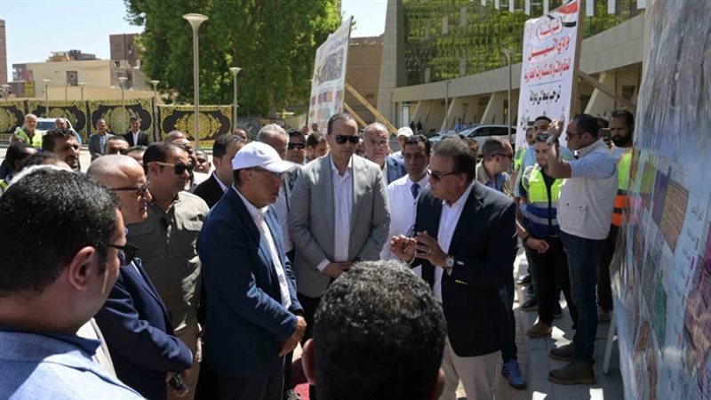 رئيس الوزراء يتابع