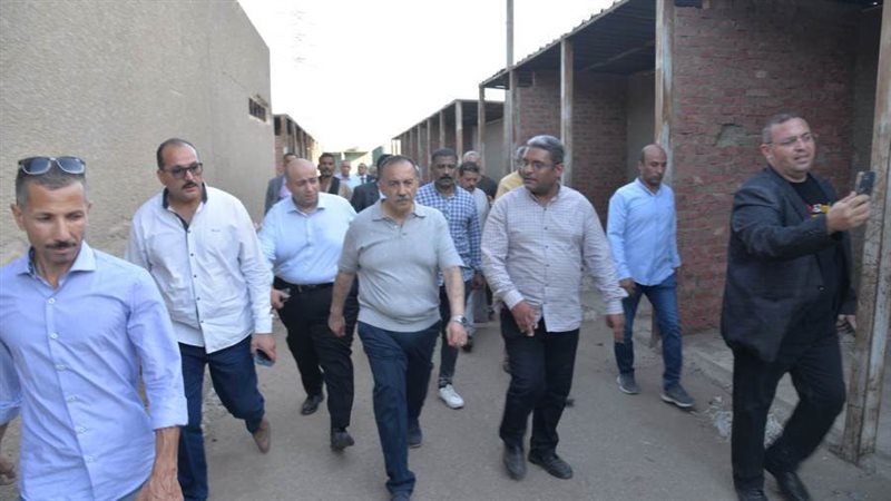 محافظ أسيوط يتفقد