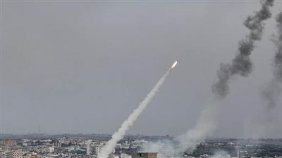 عاجل.. رشقة صاروخية مكثفة على تل أبيب ومدن أخرى