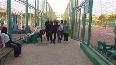 الدمرداش يتابع تدريبات الكرة الطائرة وكرة السلة بنادي الزهور بالتجمع الخامس