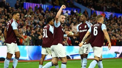 أستون فيلا يتقمص شخصية الحصان الأسود ويتصدر أبطال أوروبا