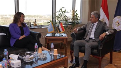 اجتماع  شريف فتحى والمدير التنفيذي لمكتب الأمم المتحدة المعني بالمخدرات والجريمة 