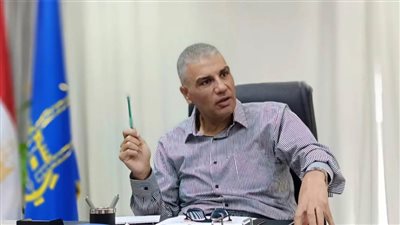  محافظ أسوان يعتمد ترقية أعضاء هيئة التعليم من شاغلي وظائف المعلمين وما يقابلها