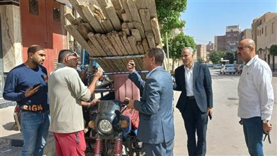 سكرتير بني سويف يتفقد النظافة ومواجهة الإشغالات والبناء المخالف بمدينة بني سويف