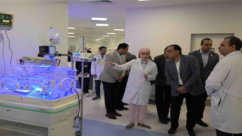رئيس الوزراء يتفقد