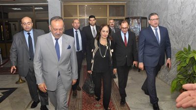 محافظ أسيوط يستقبل نائب وزير الخارجية ورئيسة اللجنة الوطنية التنسيقية لمكافحة ومنع الهجرة غير الشرعية