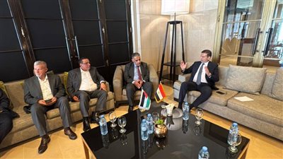 وزير الزراعة يبحث مع نقابة مصدري الخضر والفواكه بالأردن تعزيز التعاون المشترك وتبادل الخبرات