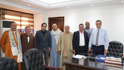 وزير الزراعة يبحث رفع الأعباء عن مزارعي الإصلاح الزراعي بالبحيرة وأسوان