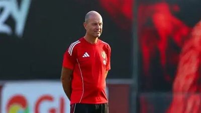 تشكيل الأهلي لمواجهة سيراميكا كليوباترا.. شريف وجراديشار يقودان الهجوم