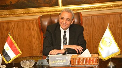 محافظ الغربية يتابع تطوير كورنيش ترعة الساحل بسمنود