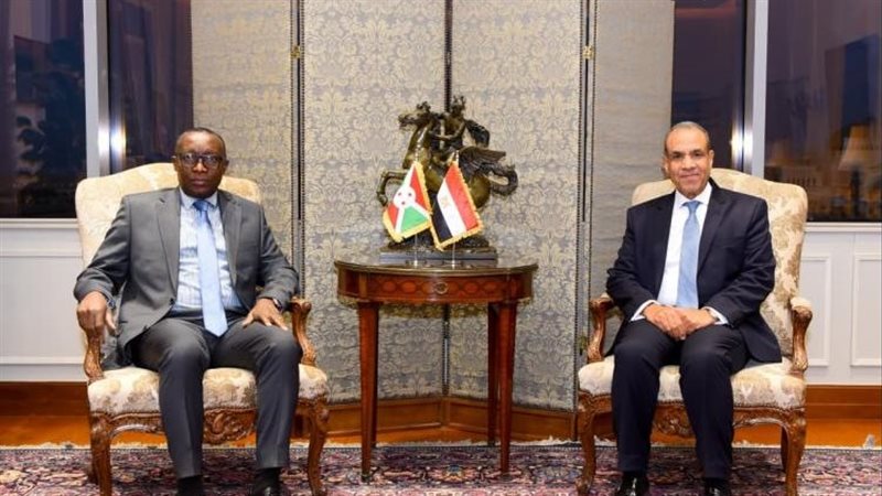 وزير الخارجية و نظيره