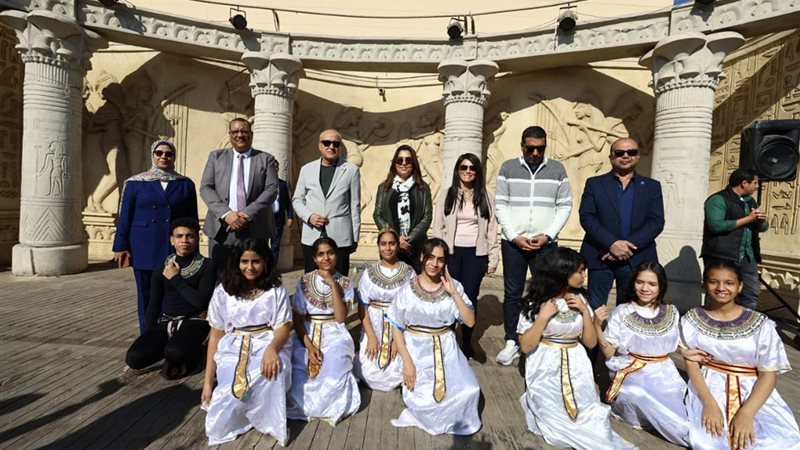 وزيرتا التنمية المحلية