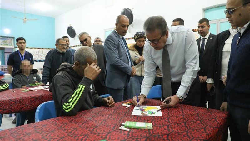 وزير الصحة بمستشفى