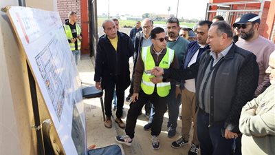 بالصور.. رئيس 