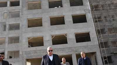 محافظ الغربية يراجع مشروعات كورنيش المحلة وإنشاء مبنى مجلس المدينة