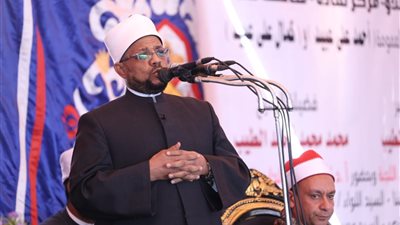 في مشهد مهيب.. الأزهر ينجح في إخماد فتنة ثأرية بالصعيد